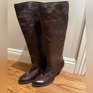 Frye knee hi boots 9.5